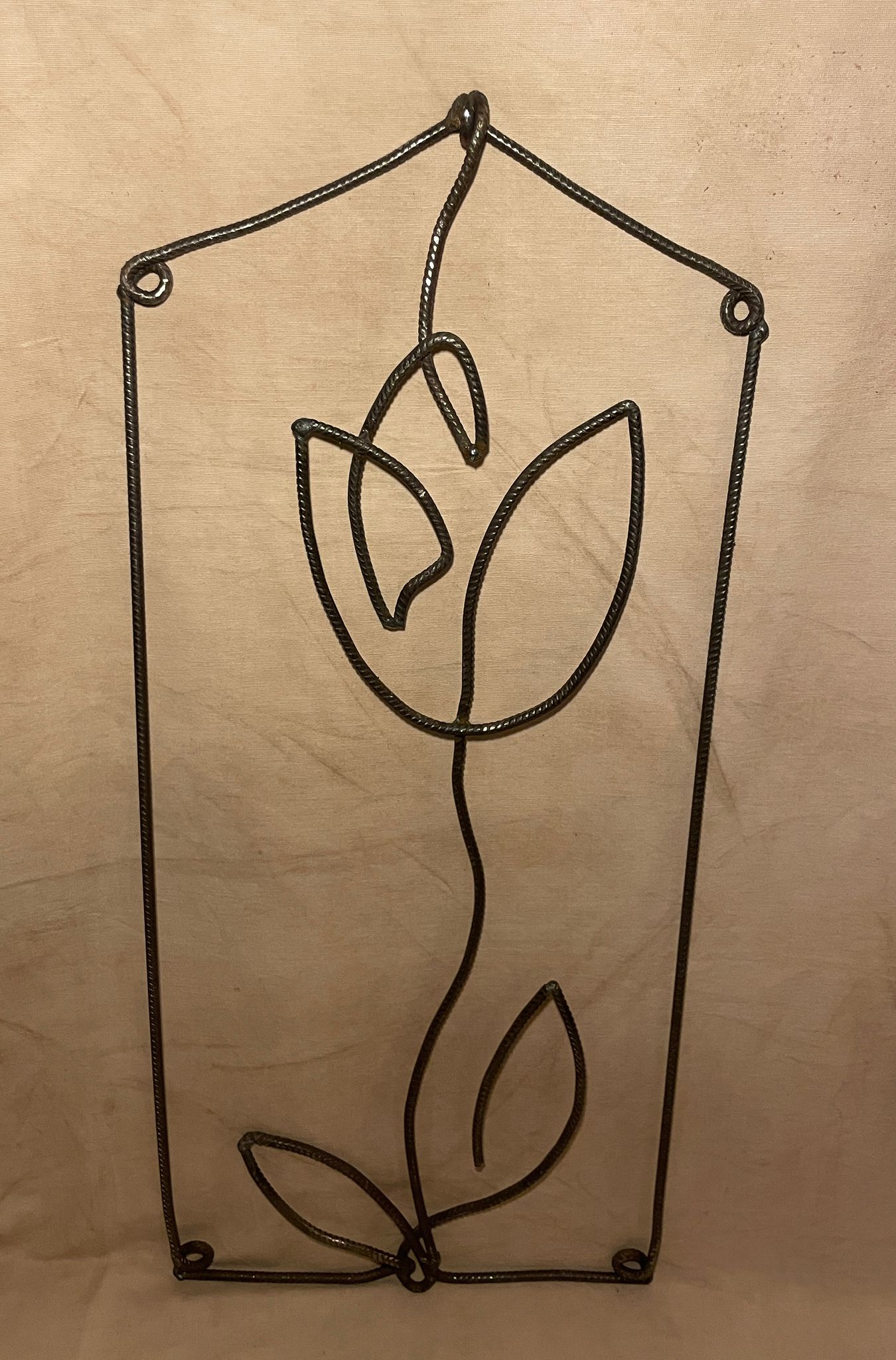ONE LINE TULIP