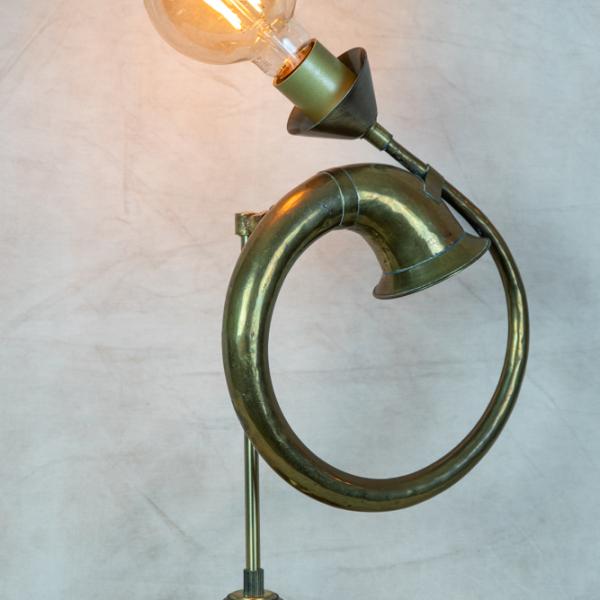 HORN LIGHT